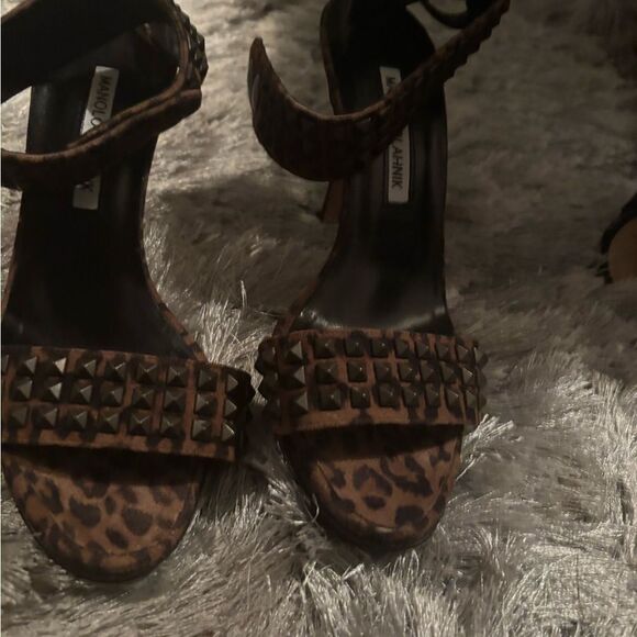 Manolo blahnik shoes animal print heels cuff ankle dress shoes studded sandals - Picture 6 of 9